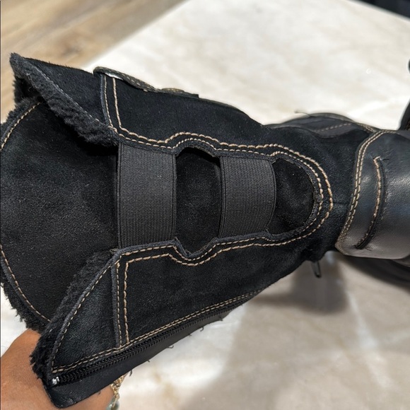 CLARKS BOOTS SIZE 7M Black Suede Winter Boots | Leather - Picture 8 of 11